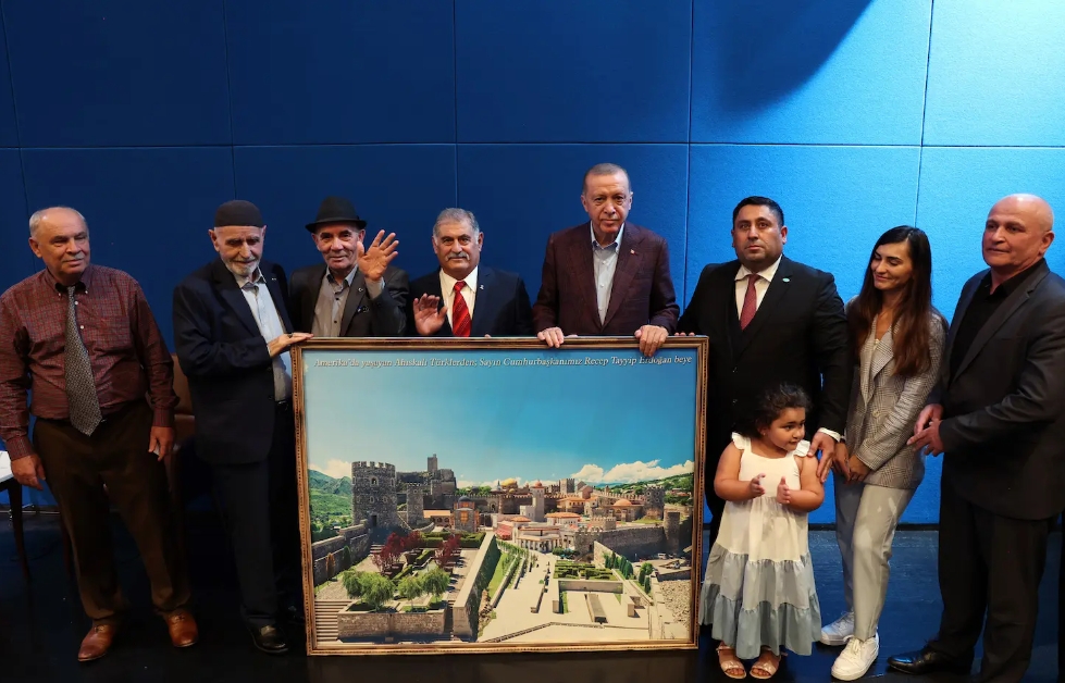 Cumhurbaşkanı Erdoğan, New York’ta Ahıska Türklerini kabul etti